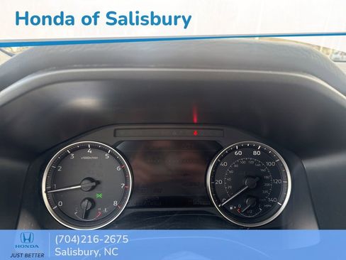 Used 2024 Mitsubishi Outlander SE image 10