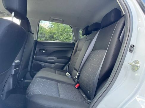 Used 2023 Mitsubishi Outlander Sport AWD image 18