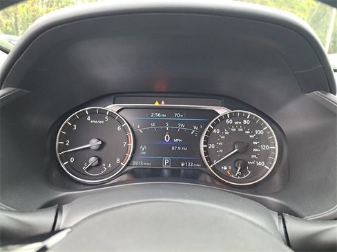 Used 2024 Nissan Altima 2.5 SR w/ SR Premium Package image 17