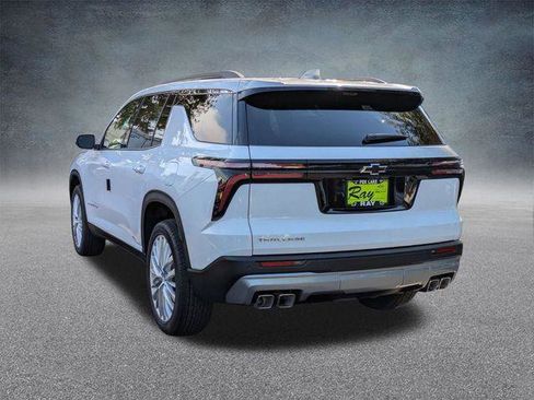 New 2026 Chevrolet Traverse LT w/ Driver Confidence Package FWD image 6
