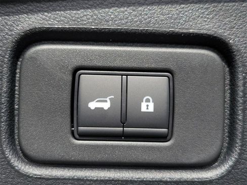 New 2025 Nissan Pathfinder Rock Creek image 22