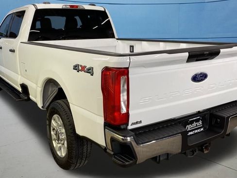 Used 2024 Ford F250 XLT image 7