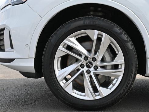 Certified 2023 Audi Q7 2.0T Premium w/ Convenience Package image 26