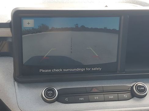 Used 2022 Ford Maverick XLT image 29