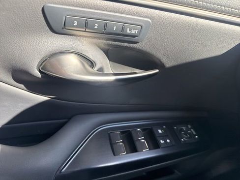 Used 2021 Lexus ES 250 w/ Premium Package image 20