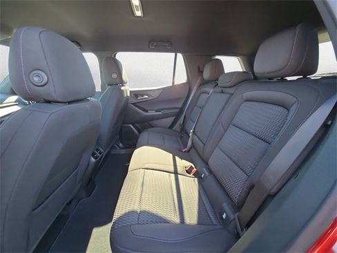 New 2026 Chevrolet Equinox LT image 13