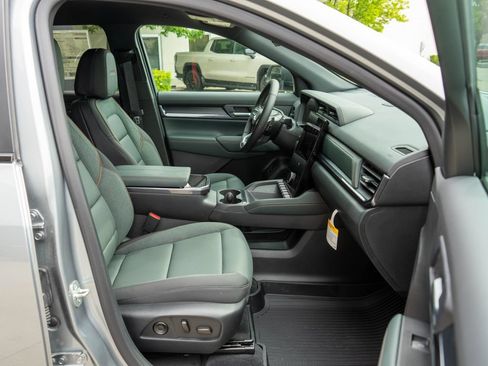New 2026 GMC Terrain AT4 w/ Convenience Package III AWD/4WD image 10