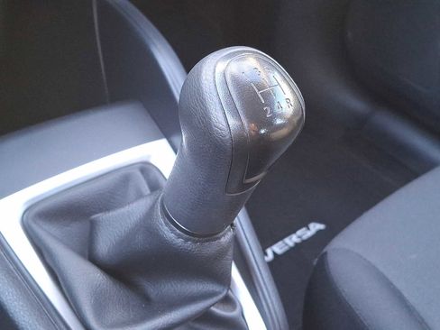 Used 2023 Nissan Versa S image 11