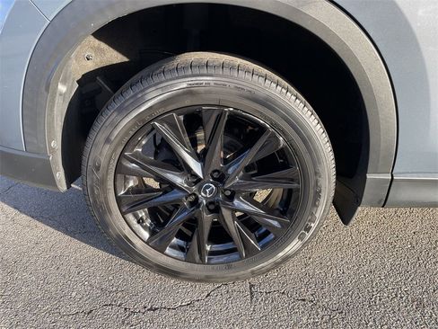 Used 2023 MAZDA CX-5 Carbon Edition image 12