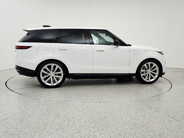 Used 2023 Land Rover Range Rover Sport SE AWD/4WD image 4