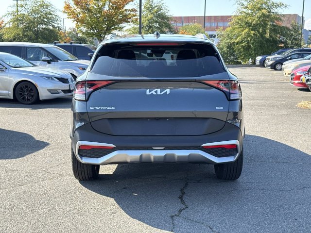 Used 2023 Kia Sportage EX AWD/4WD image 3