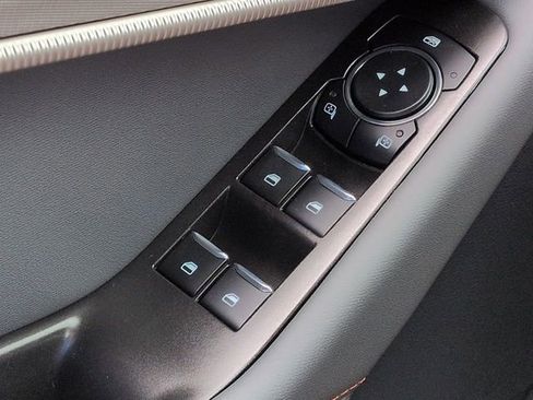 New 2025 Ford Explorer Active image 26