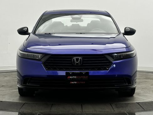 Used 2024 Honda Accord Sport image 2