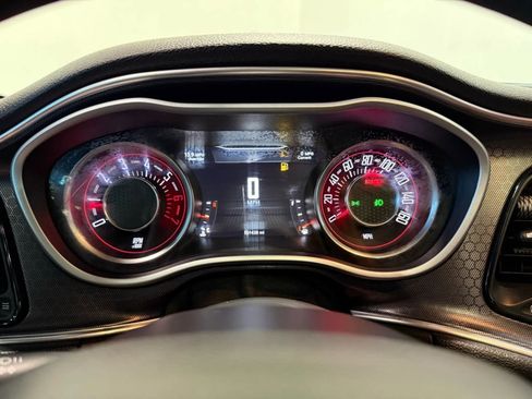 Used 2016 Dodge Challenger R/T Plus image 18