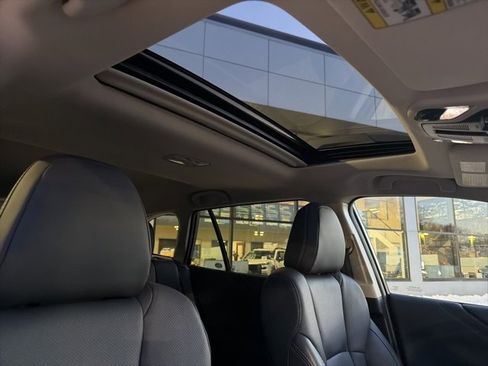 Used 2023 Subaru Outback Limited image 22