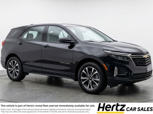 Used 2025 Chevrolet Equinox LT FWD image 1