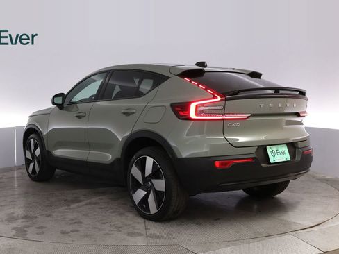 Used 2023 Volvo C40 P8 Recharge Ultimate image 17