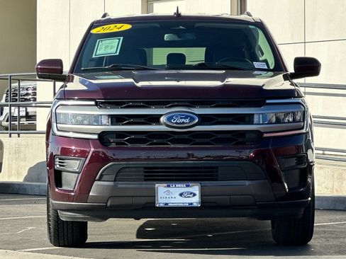 Certified 2024 Ford Expedition Max XLT image 8