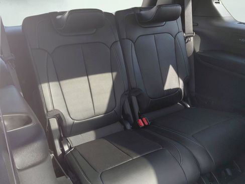 New 2026 Jeep Grand Cherokee L Limited AWD/4WD image 18