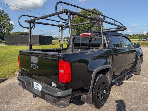 Used 2018 Chevrolet Colorado Z71 w/ Z71 Midnight Edition AWD/4WD image 4