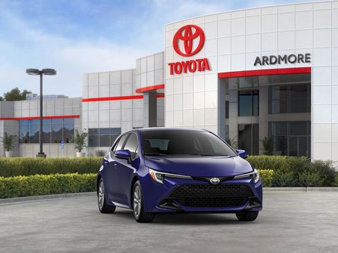 New 2025 Toyota Corolla SE image 16