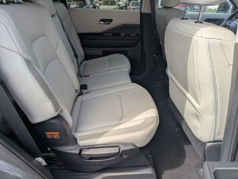 New 2026 Nissan Pathfinder SL AWD/4WD image 26