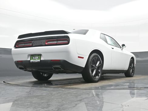 Used 2023 Dodge Challenger SXT w/ Blacktop Package image 27