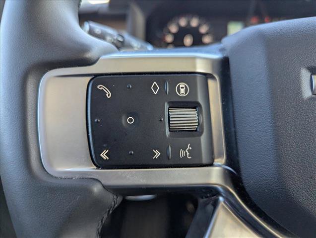 Used 2024 Land Rover Discovery S AWD/4WD image 13