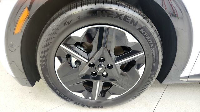 Used 2025 Kia EV6 Wind AWD/4WD image 77