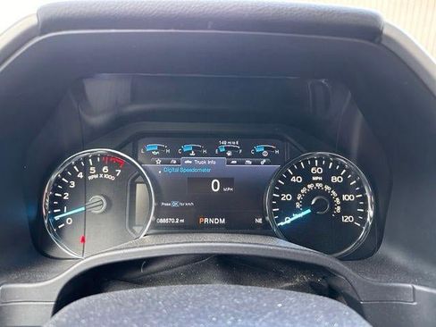 Used 2018 Ford F150 Lariat w/ Equipment Group 501A Mid AWD/4WD image 16