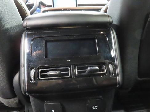 Used 2023 Lincoln Aviator Reserve w/ Equipment Group 201A image 11