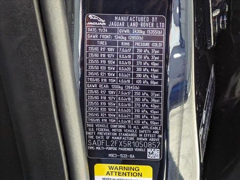 New 2024 Jaguar E-PACE R-Dynamic SE image 18