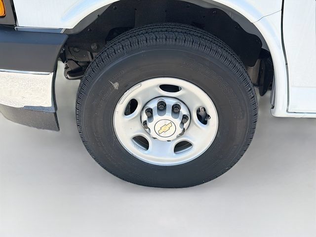 New 2026 Chevrolet Express 2500 w/ Driver Convenience Package RWD image 22