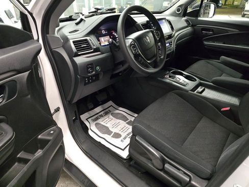 Used 2023 Honda Ridgeline Sport image 16