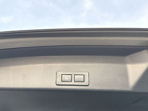 Certified 2024 Subaru Ascent Touring AWD/4WD image 16