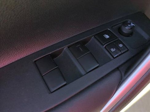 Certified 2023 Toyota Corolla Cross LE FWD image 12