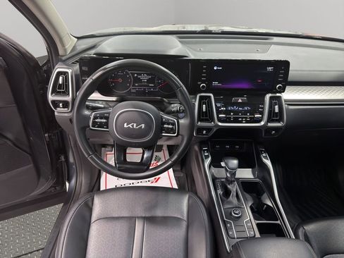 Used 2022 Kia Sorento S w/ Panoramic Sunroof Package image 20