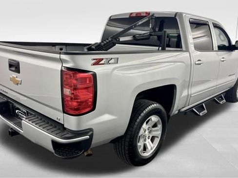 Used 2018 Chevrolet Silverado 1500 LT w/ All Star Edition image 9