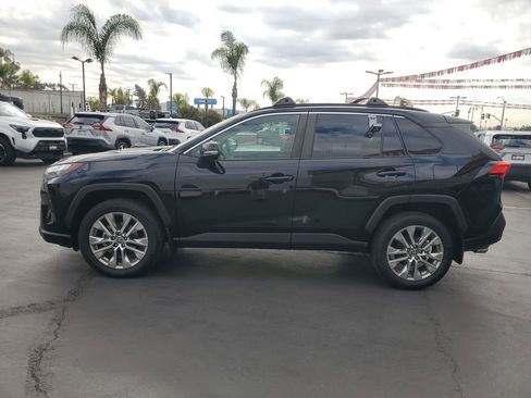 Used 2024 Toyota RAV4 XLE Premium image 6