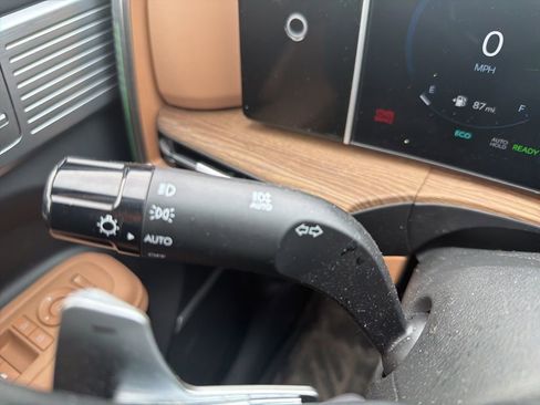 Used 2026 Hyundai Santa Fe Calligraphy image 22