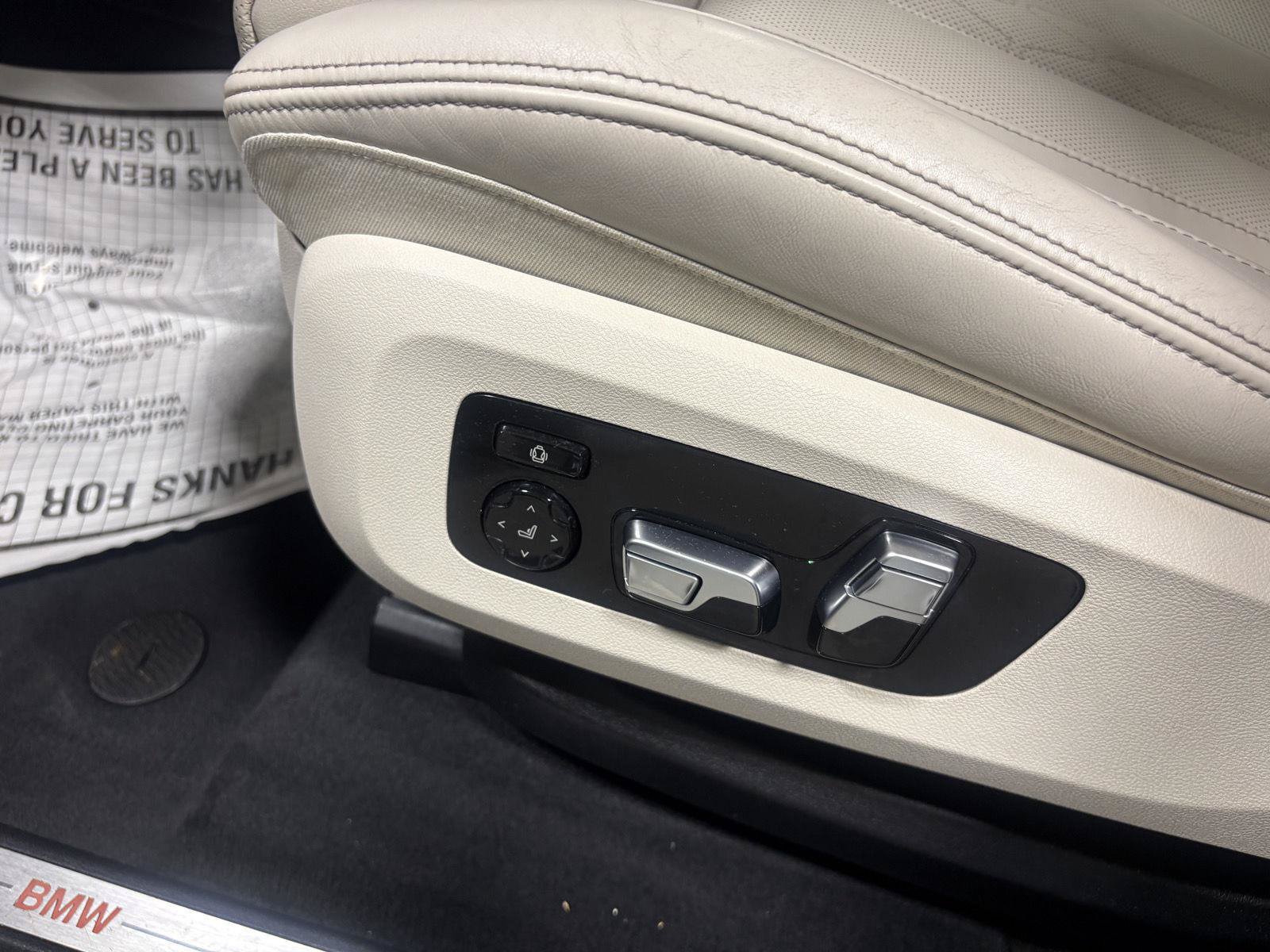 Used 2024 BMW X7 xDrive40i w/ Executive Package AWD/4WD image 36