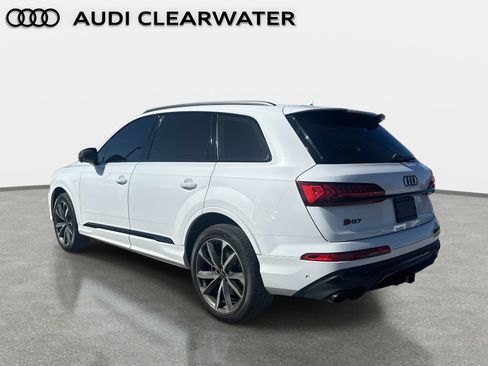 Used 2023 Audi SQ7 Prestige w/ Sport Package image 2