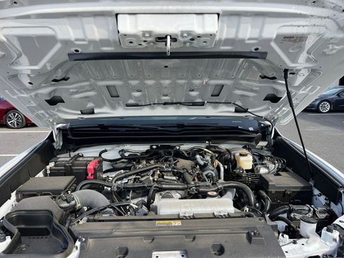 Used 2025 Toyota Tacoma TRD Off-Road image 32