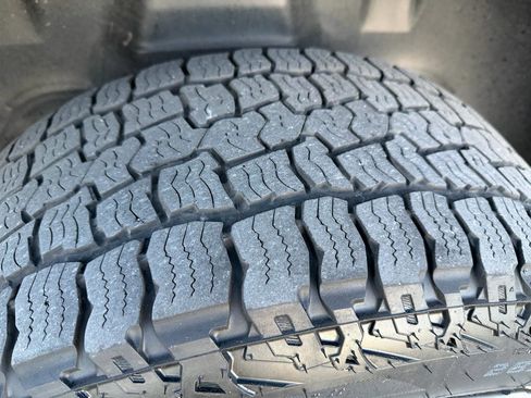 Used 2023 RAM 1500 Limited image 10