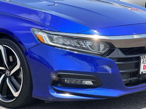 Used 2018 Honda Accord Sport image 8
