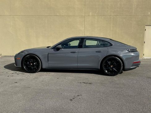 New 2026 Porsche Panamera image 2