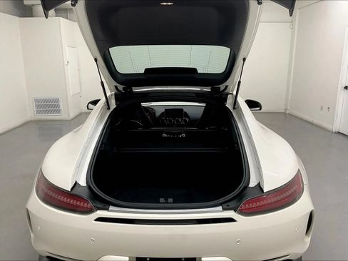 Used 2018 Mercedes-Benz AMG GT R image 18
