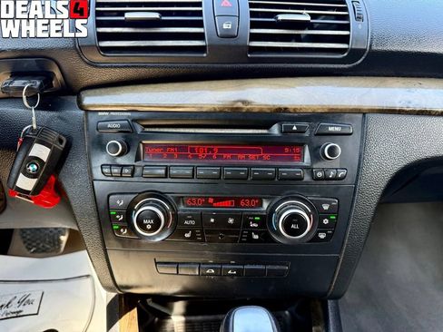 Used 2011 BMW 128i Convertible RWD image 19