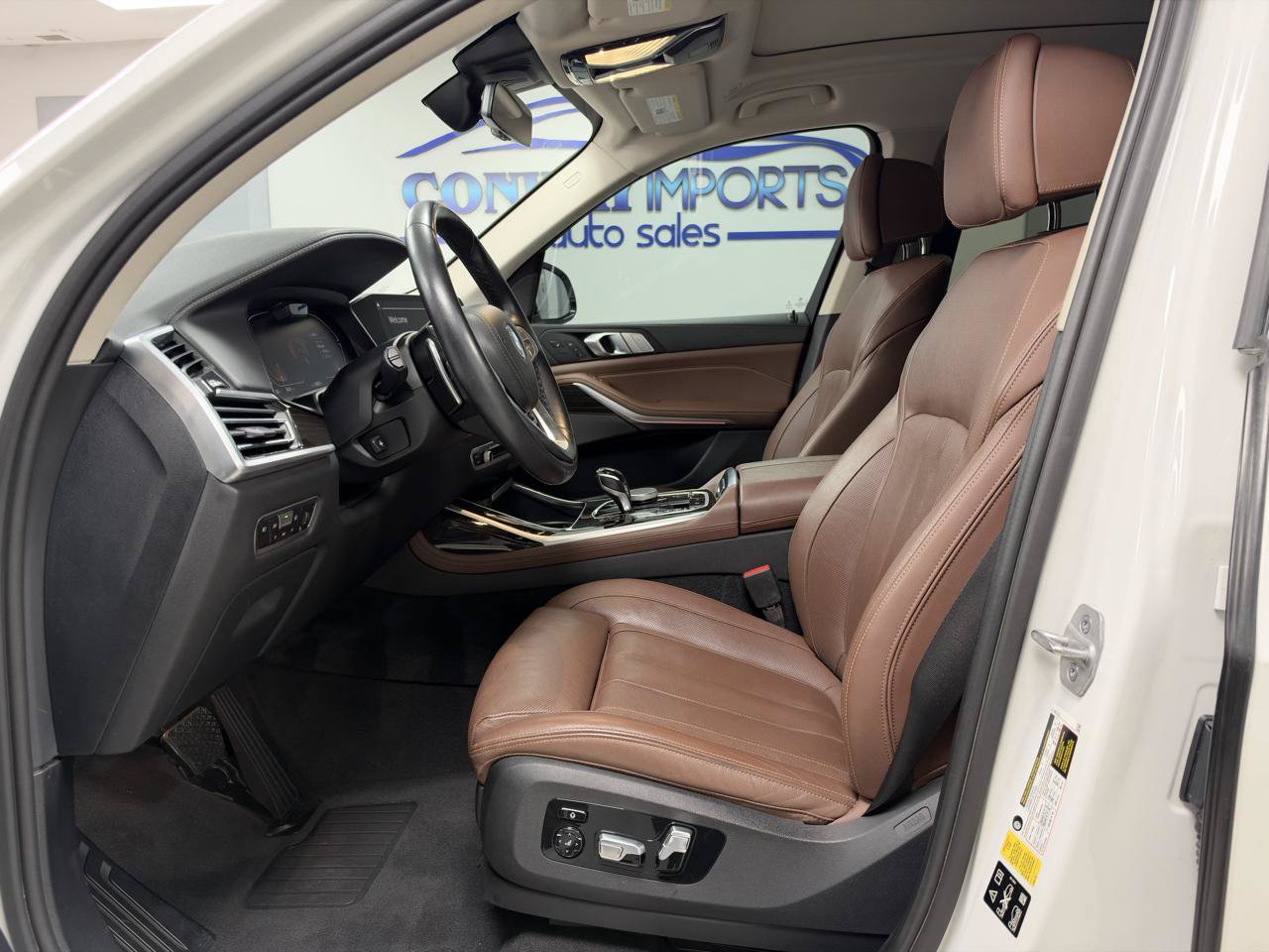Used 2021 BMW X7 xDrive40i w/ Premium Package AWD/4WD image 9