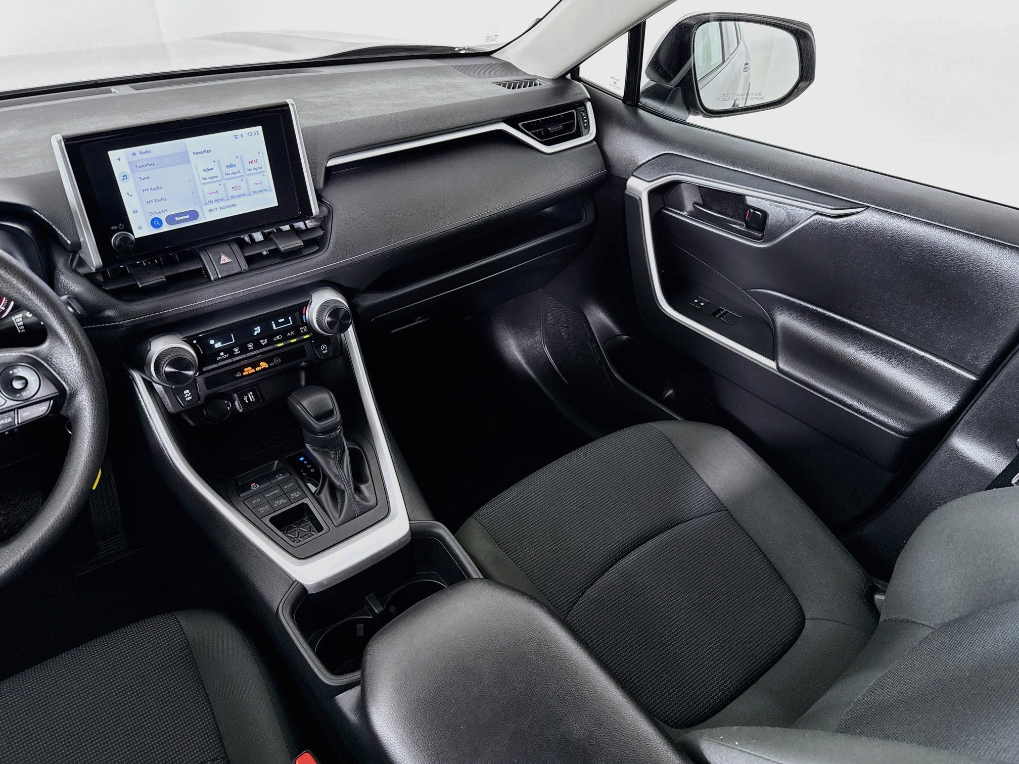 Certified 2025 Toyota RAV4 LE AWD/4WD image 23
